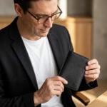 WiWU Master Passport Wallet with RFID - Image 5